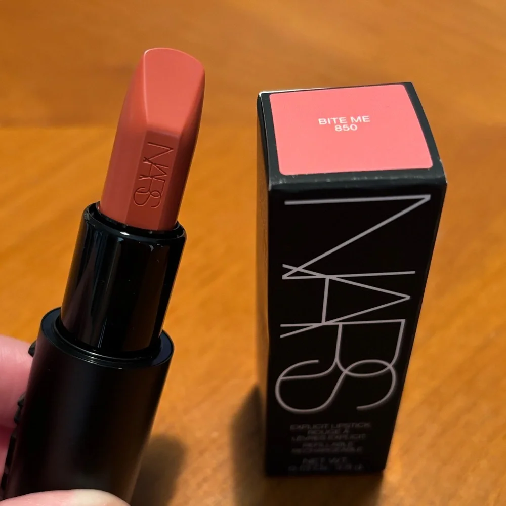 NARS Explicit Lipstick